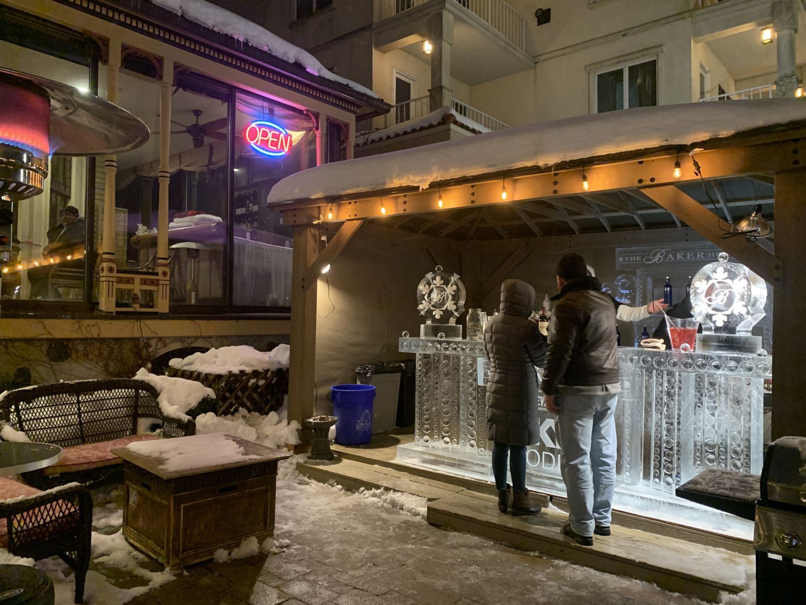 Winterfest 2021: Baker House fire and ice bar